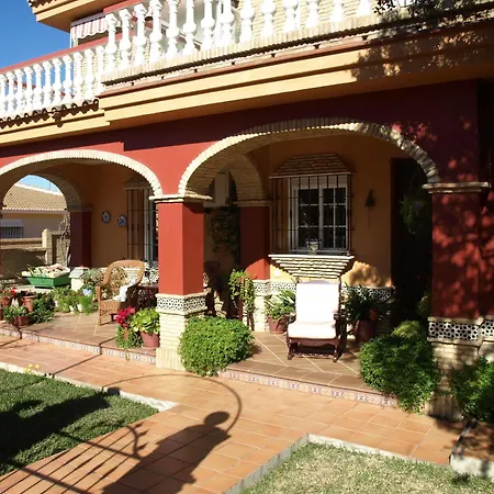 Victoria Hotel 2*